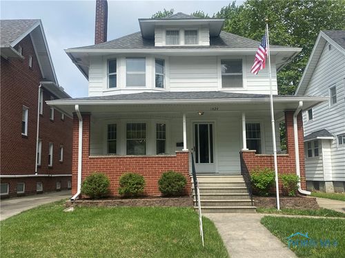 1424 Kenyon Dr, Toledo, OH, 43614-2928 | Card Image