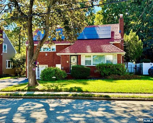 62 Howland Ave, Teaneck, NJ, 07666-6042 | Card Image