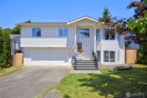 8407 12th St Ne, Lake Stevens, WA, 98258-3423 | Card Image