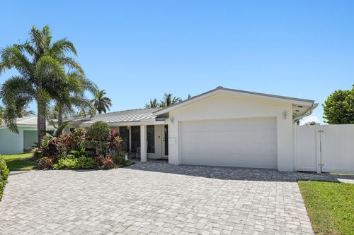 511 Se 9th Ave, Pompano Beach, FL, 33060-8057 | Card Image