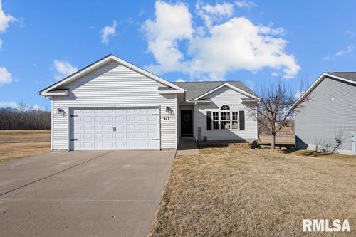 941 5th Ave W, Andalusia, IL, 61232-9415 | Card Image