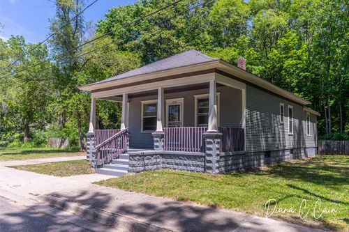 504 Mclaren Street, Muskegon, MI, 49442 | Card Image