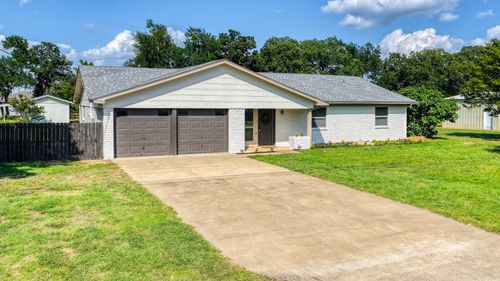 3905 Mountain Vista Drive, Granbury, TX, 76048 | Card Image