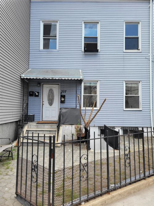 337 Summit Ave, Jersey City, NJ, 07306-2409 | Card Image