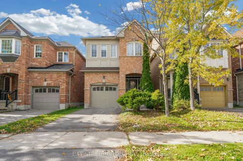 8 Carrier Cres, Maple, ON, L6A0T9 | Card Image