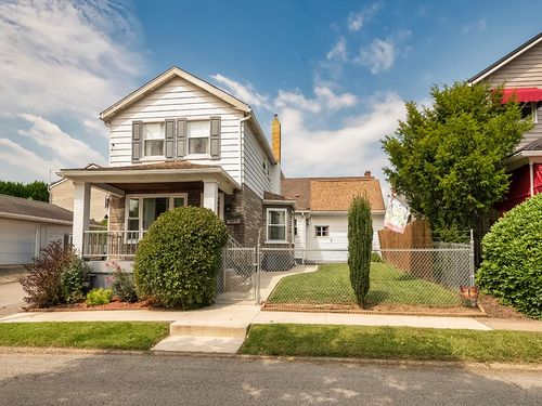 467 Pitt St, Leechburg, PA, 15656-1141 | Card Image