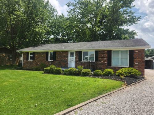 325 Les Dr, Chandler, IN, 47610-9582 | Card Image
