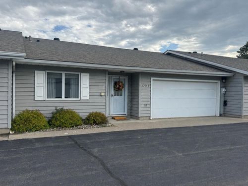 1304 Mcnally Dr, Winona, MN, 55987-6014 | Card Image