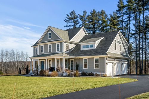 37 Beech St, Millis, MA, 02054-1063 | Card Image
