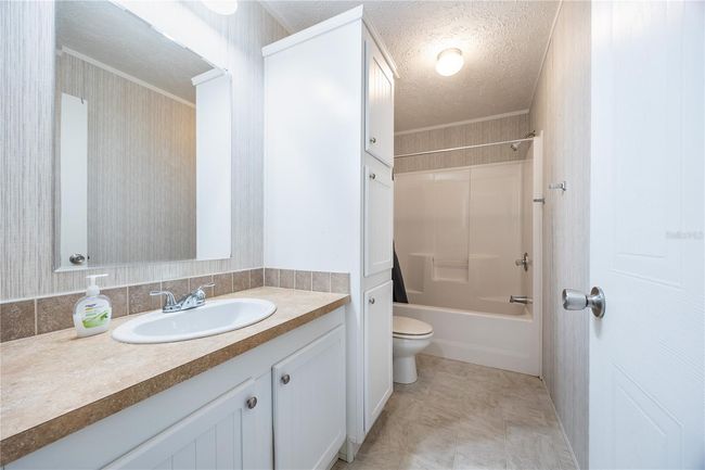 22463 Ne 149 Th St, House other with 3 bedrooms, 2 bathrooms and null parking in Raiford FL | Image 13