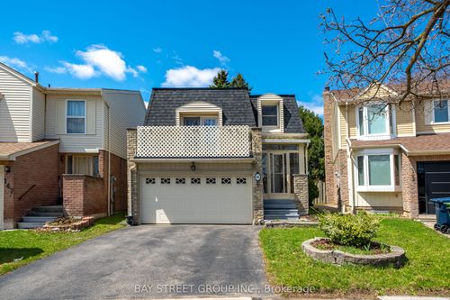 145 Sandyhook Sq, Scarborough, ON, M1W3N6 | Card Image