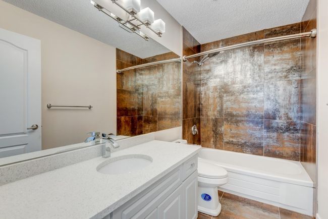 420 Rocky Ridge Cove Nw, Home with 3 bedrooms, 3 bathrooms and 4 parking in Calgary AB | Image 30