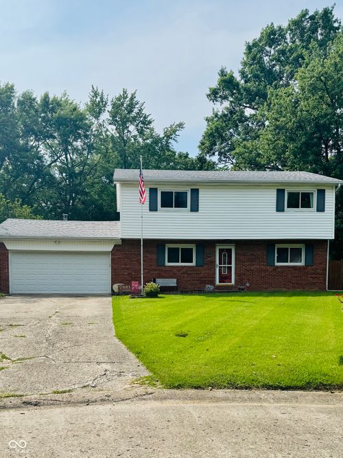 8422 Kankakee Ct, Indianapolis, IN, 46217-5014 | Card Image