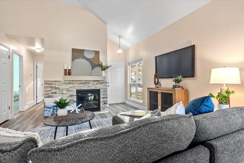 888 6895, Midvale, UT, 84047-1495 | Card Image