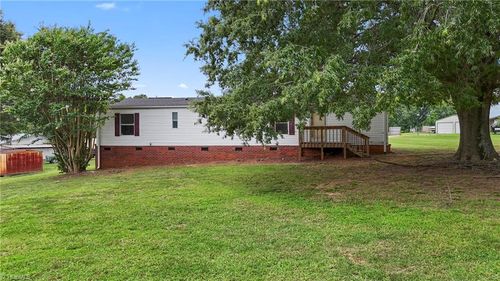1641 Riverview Road Ext, Lexington, NC, 27292-1767 | Card Image