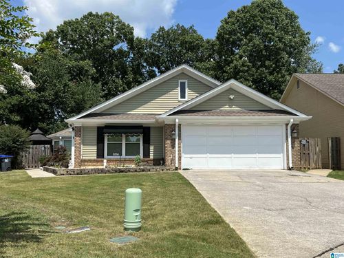 3356 N Wildewood Dr, Pelham, AL, 35124-1200 | Card Image