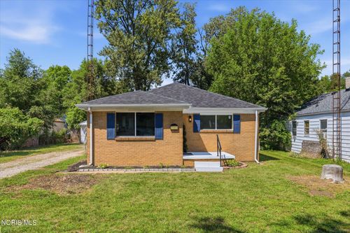 2560 Koehler Ave, Toledo, OH, 43613-2619 | Card Image