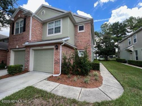7499 Scarlet Ibis Ln, JACKSONVILLE, FL, 32256-2885 | Card Image