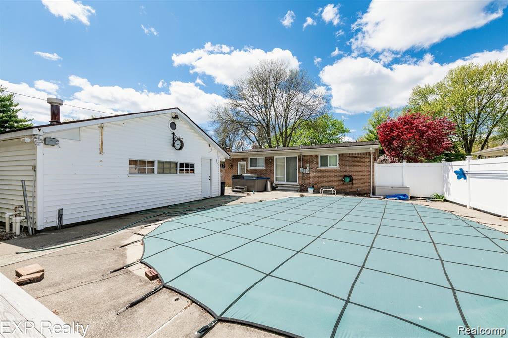 Residential Lease in Dearborn Heights 5