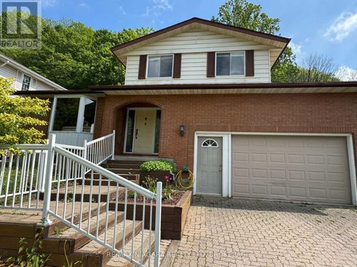 upper-4 Trillium Lane, St. Catharines (Glendale/Glenridge), ON, L2T1W2 | Card Image