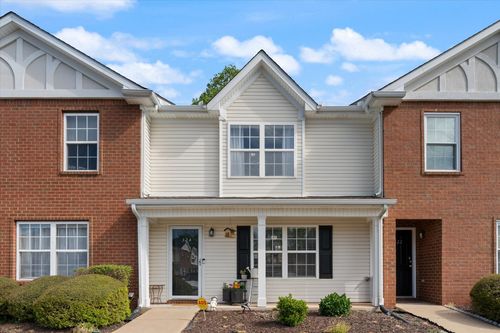 324 Arapaho Dr, Murfreesboro, TN, 37128-5843 | Card Image