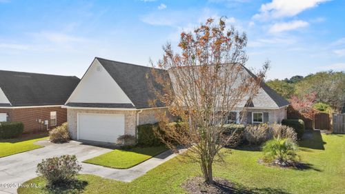 335 St Kitts Way, Winnabow, NC, 28479-5684 | Card Image