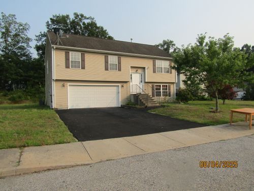 27 Aspen Pl, Willimantic, CT, 06226-1331 | Card Image