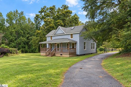 751 Conway Black Road, spartanburg, SC, 29307 | Card Image