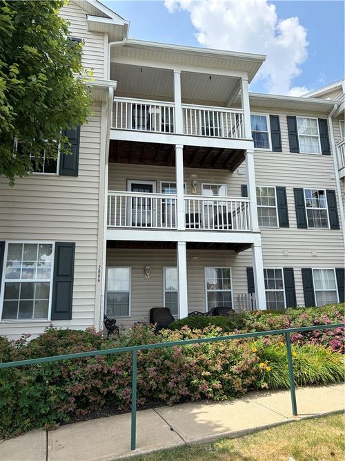2106 Lenox Dr, Bethel Park, PA, 15102-2925 | Card Image