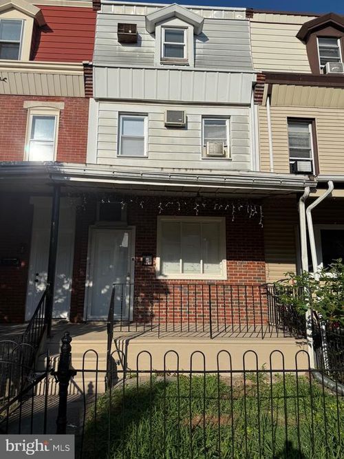 4918 Knorr St, PHILADELPHIA, PA, 19135-2402 | Card Image