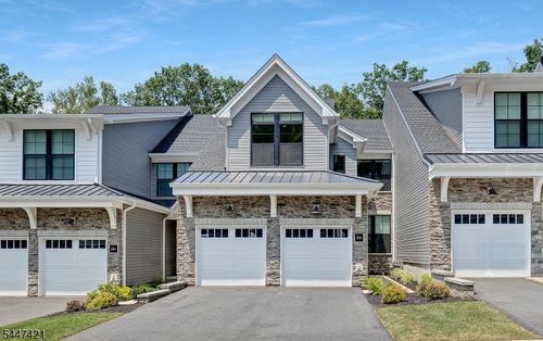 106 Swenson St, Denville, NJ, 07834-0018 | Card Image