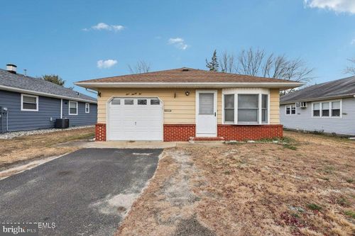 192 Charlotteville Dr S, Toms River, NJ, 08757-4014 | Card Image