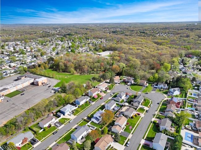 16 Meadow Ln, House other with 5 bedrooms, 2 bathrooms and null parking in Old Bridge NJ | Image 37