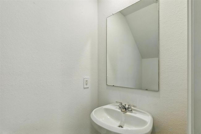 1437 Las Cuevas Dr, House other with 4 bedrooms, 3 bathrooms and 2 parking in Conroe TX | Image 11