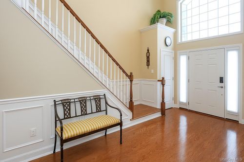 106 Victoria Place, Huntington, NY, 11747 | Card Image