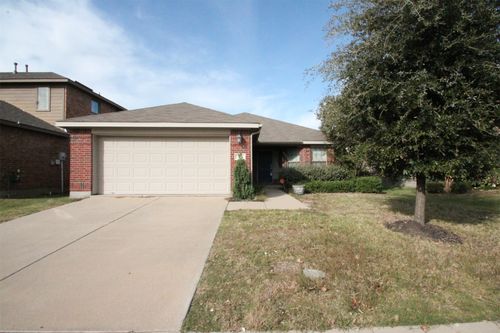 300 Bluefinch Dr, Little Elm, TX, 75068-8488 | Card Image