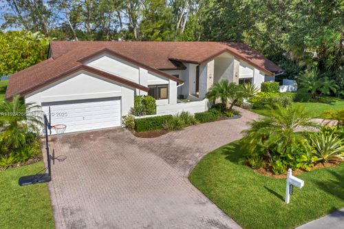 5800 Sw 73rd Ave, Miami, FL, 33143-1875 | Card Image