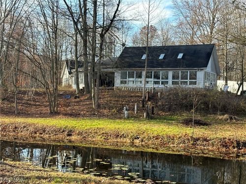 10765 Bell Rd, Newbury, OH, 44065-9131 | Card Image