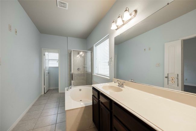 8901 Whitehead St, Townhouse with 4 bedrooms, 3 bathrooms and null parking in McKinney TX | Image 24