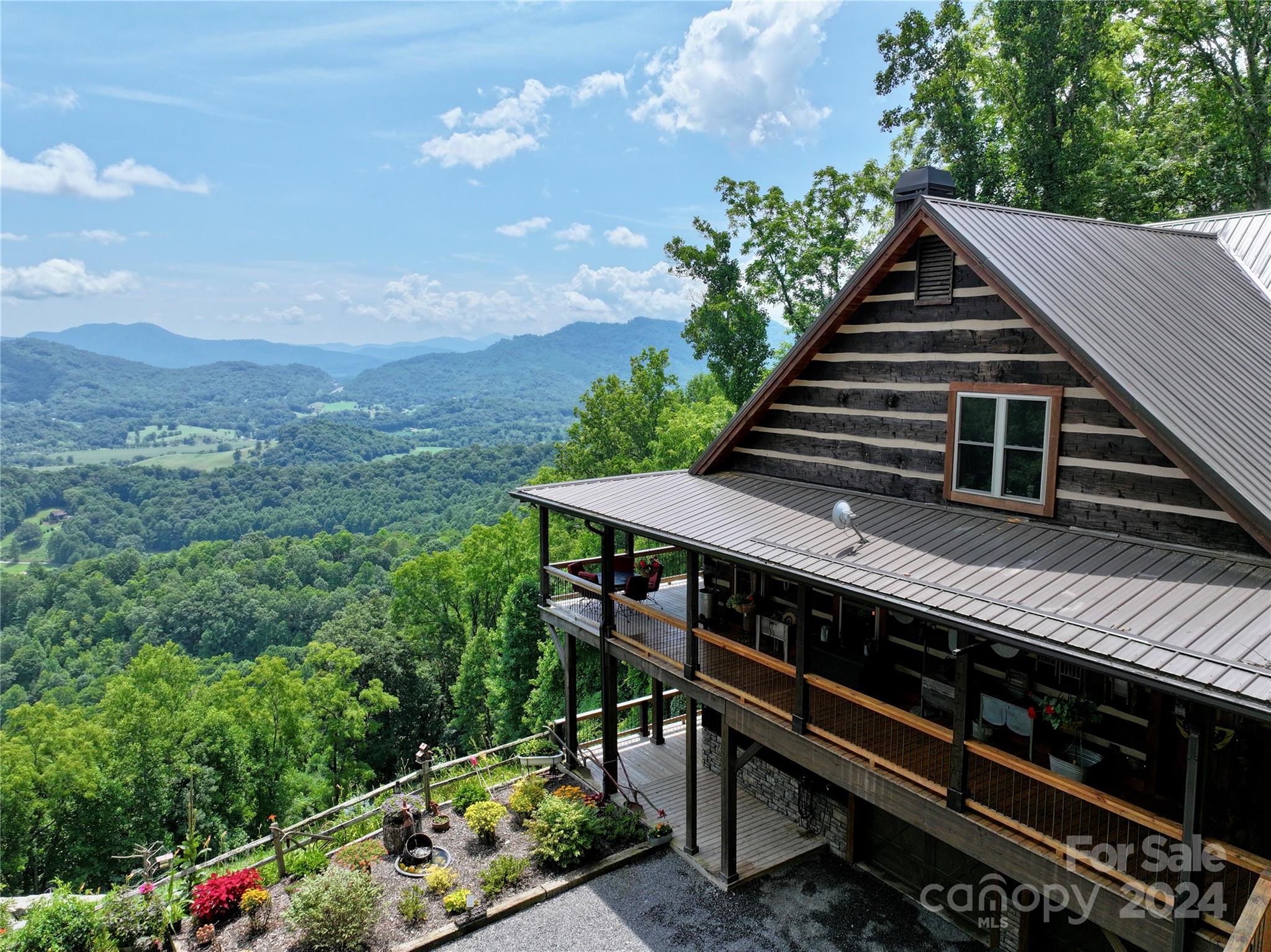Historic Oak Trl, Waynesville, NC 28785