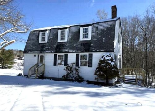 549 Eastern Road, Warren, ME, 04864 | Card Image