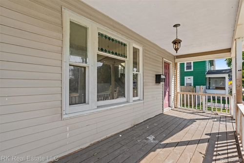 604 11th St, Port Huron, MI, 48060-4431 | Card Image