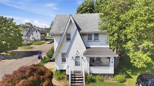 2221 9th St Nw, Canton, OH, 44708-4392 | Card Image