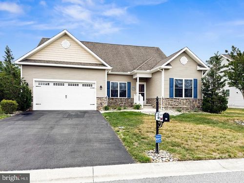 51 Golden Eagle Dr, OCEAN VIEW, DE, 19970-3263 | Card Image