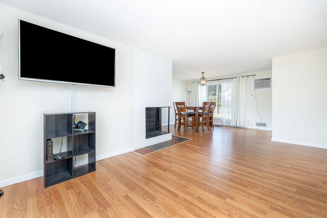 142 Cedar St, House other with 3 bedrooms, 2 bathrooms and null parking in Wethersfield CT | Image 5