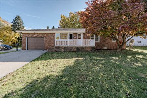 3868 Argonne St, Mogadore, OH, 44260-1402 | Card Image