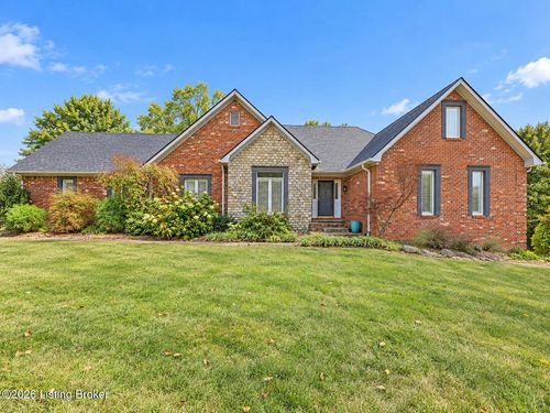 1458 Saint Andrews Dr, Shelbyville, KY, 40065-9039 | Card Image