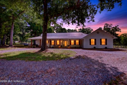 181 Debert Adams Rd, Lucedale, MS, 39452-9423 | Card Image