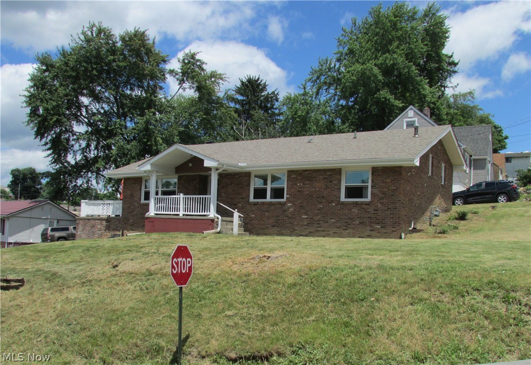 Mcconnell Ave, Steubenville, OH 43953