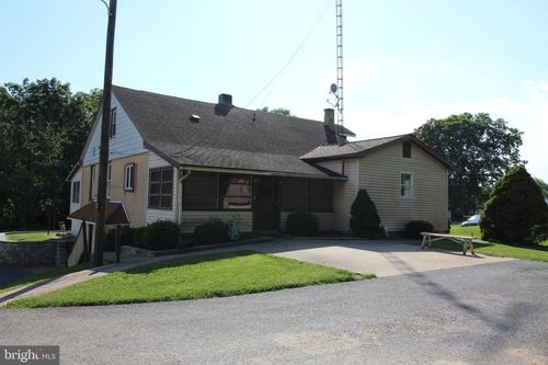 1227 Georgetown Rd, CHRISTIANA, PA, 17509-9723 | Card Image